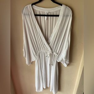 Jules & Leopold women’s beach coverup